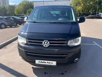 Volkswagen Multivan 2.0 AMT, 2012, 196 000 км, с пробегом, цена 2 700 000 руб.