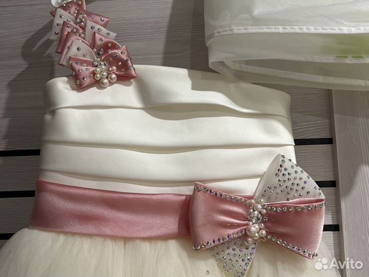 Платье на выпускной в сад