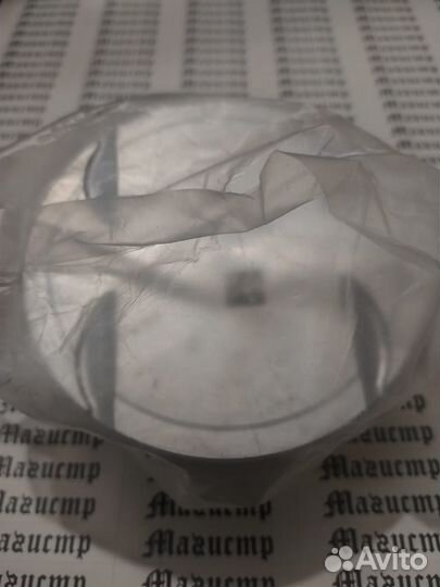 Поршень М272 3.5 mahle комплект новый