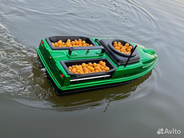 Прикормочный кораблик CamaraD speed V5