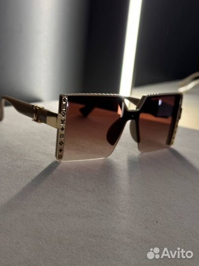 Очки Louis Vuitton