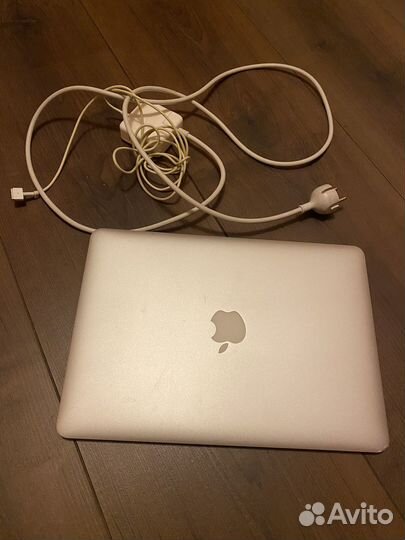 Apple MacBook air 13 early 2015