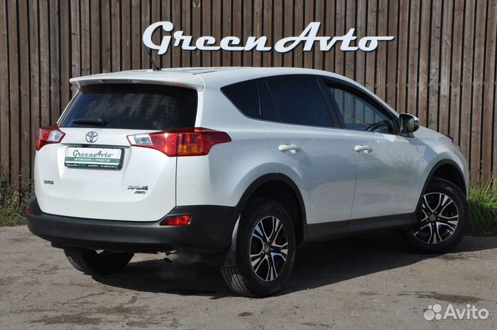 Toyota RAV4 2.0 CVT, 2014, 110 700 км