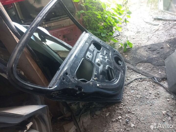 Задняя левая дверь на опель астра н 13года