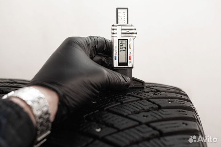 Goodyear Ultragrip Ice Arctic 195/65 R15 95T
