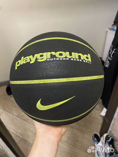 Баскетбольный мяч