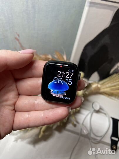 Продам Apple Watch