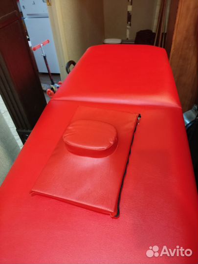 Массажный стол складной с вырезом для лица