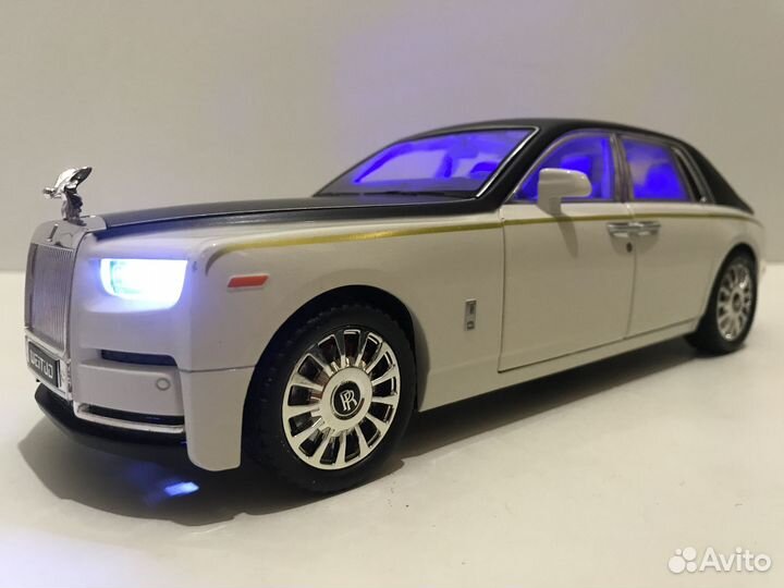 Коллекционная модель Rolls - Royce. 1-18. 1-20