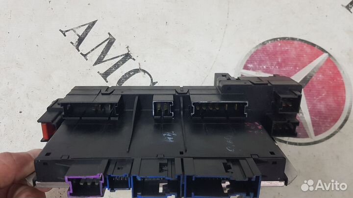 Передний правый sam блок на Mercedes W220 W215