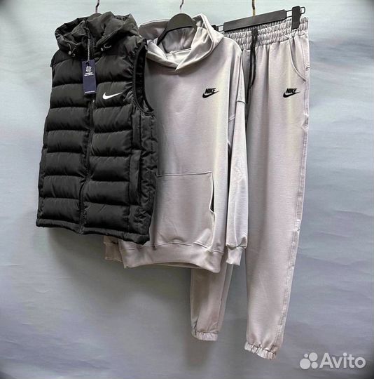 Мужской спортивный костюм nike