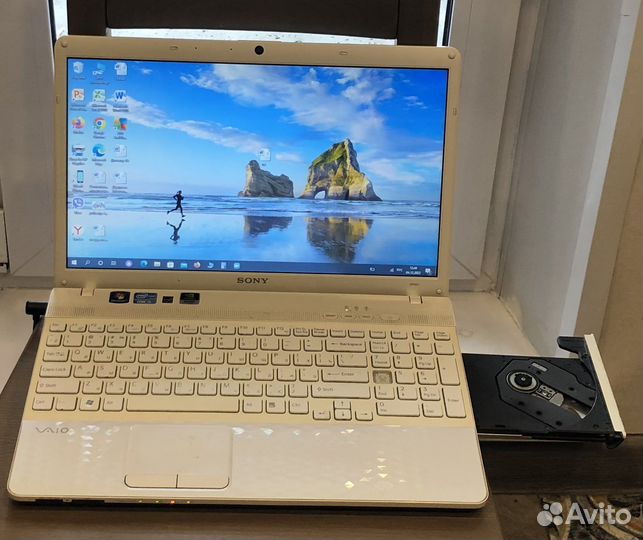 Ноутбук Sony Vaio PCG-71812V 15.6
