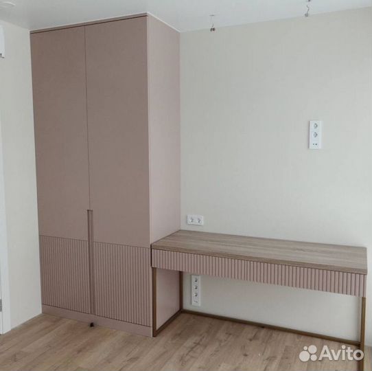 Шкаф на заказ I 109