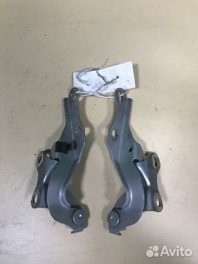 Петли капота Toyota Avensis AZT250 1AZ-FSE 2007