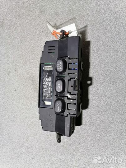 Kia Sorento 1 дисплей информационный