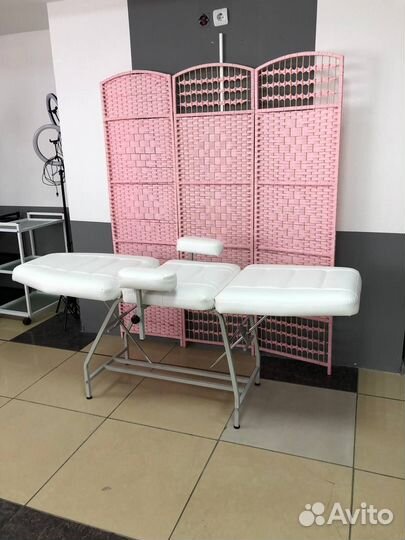 Косметологическое кресло кушетка