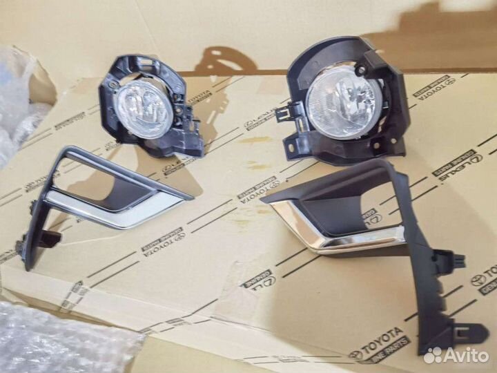 Противотуманные фары Toyota Land Cruiser Prado 150