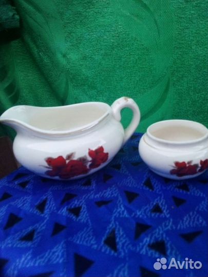 Набор. Соусник. Солонка и перечница. Зик