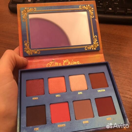 Палетка теней Venus lime crime