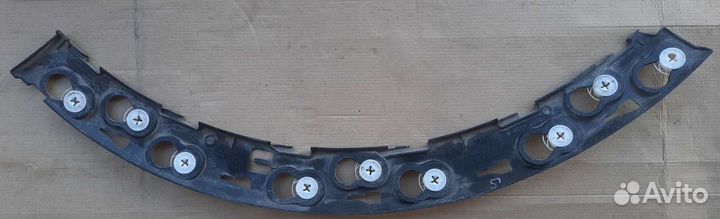 Накладка заднего правого колеса Renault Kaptur