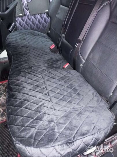 Накидки на сиденья авто