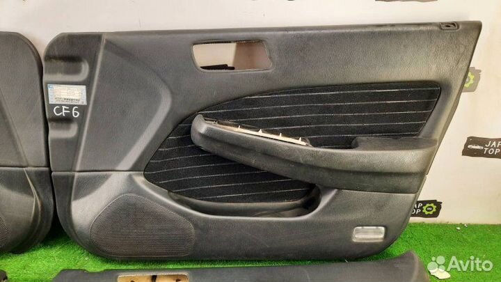 Обшивка двери (комплект) Honda Accord 6 CF6 2.3