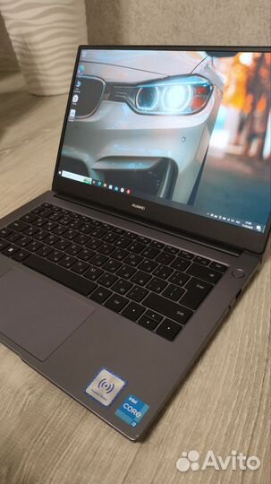 Ноутбук Huawei matebook d 14, i3 gen