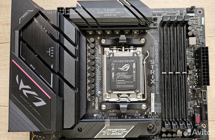 Б/у Мат.плата AM5 asus ROG strix B650E-F gaming wi