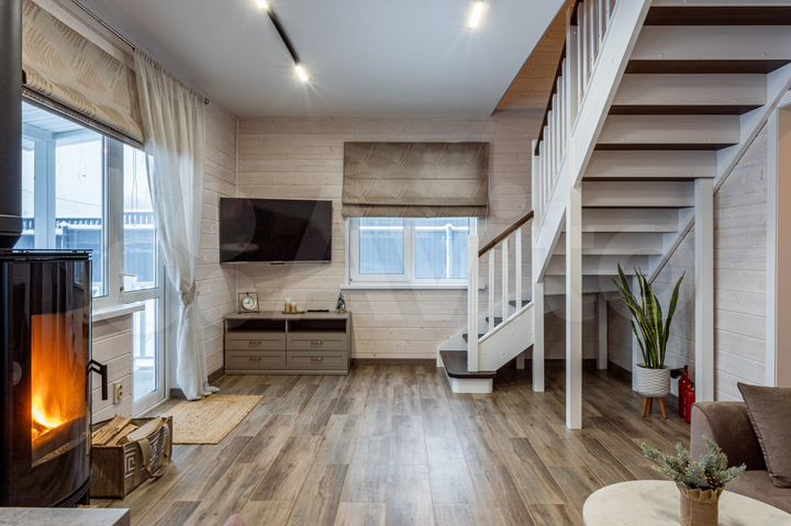 Коттедж 130 м² на участке 10 сот.