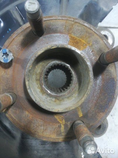 Кулак поворотный передний правый Chevrolet Cobalt