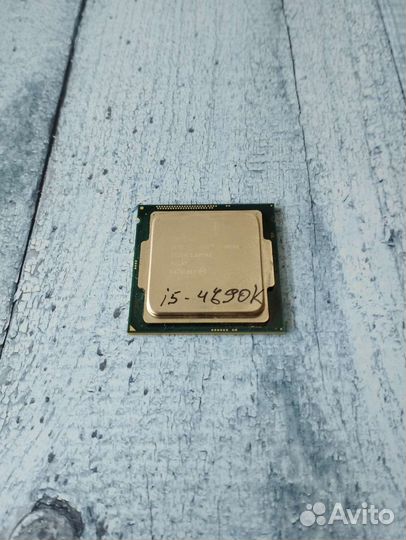 Intel Core i5-4690k (up to 3.9Ghz)