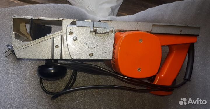 Рубанок ручной электрический иэ-5708 1985