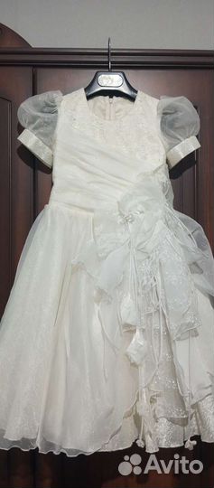 Платье для девочки нарядное