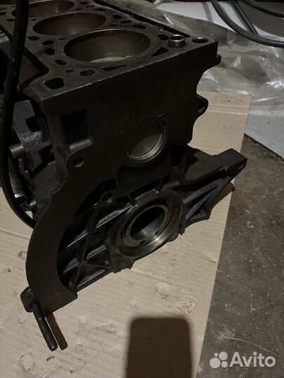 Блок двигателя