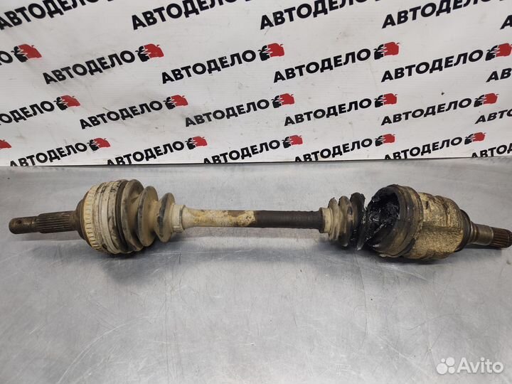 Привод левый Toyota Camry SV30 1991 г.в