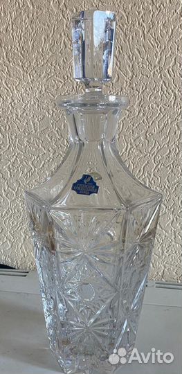 Графин хрустальный