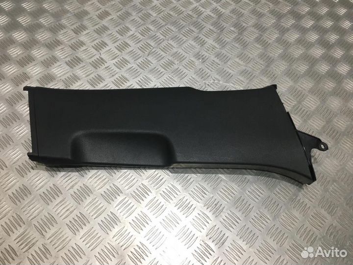 Обшивка стойки правой Volkswagen Golf 6 1K4867298J