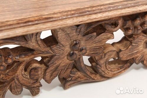 Полочка настенная. Резная. Дерево