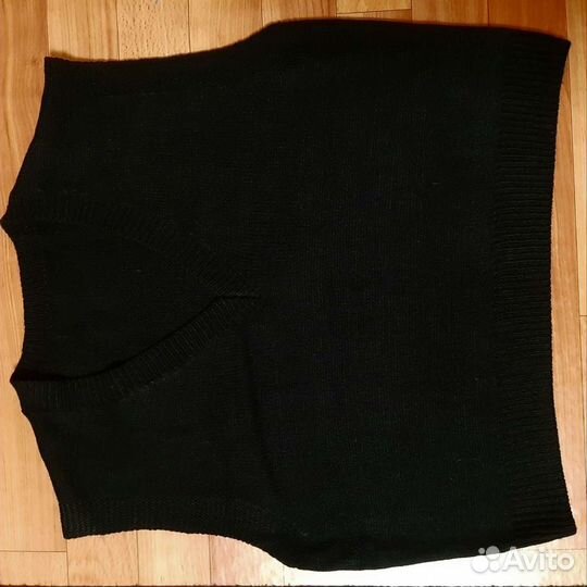 Жилетка с V-образным вырезом