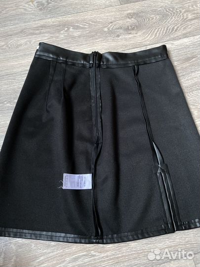 Кожаная мини-юбка размер S