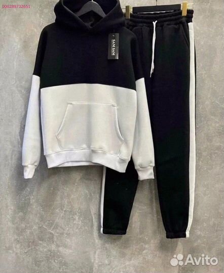 Спортивный костюм