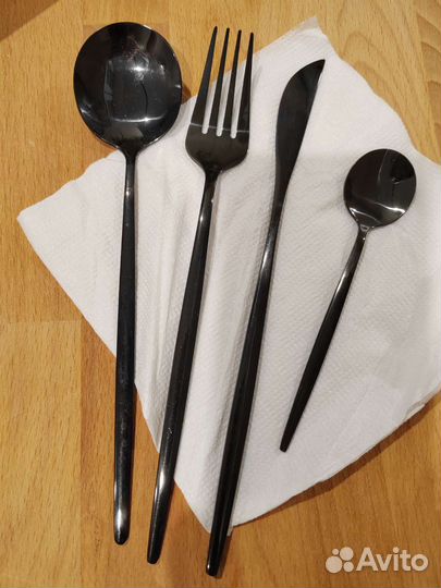 Набор столовых приборов