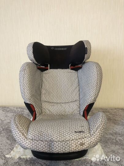 Детское автокресло 15 до 36 кг maxi cosi