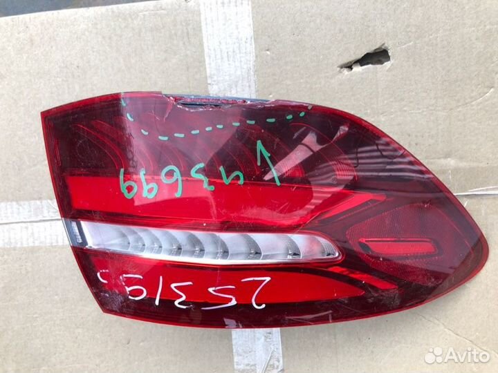 Фонарь наружный задний левый Mercedes-Benz