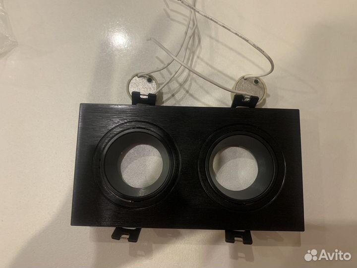 Светильник потолочный встраиваемый