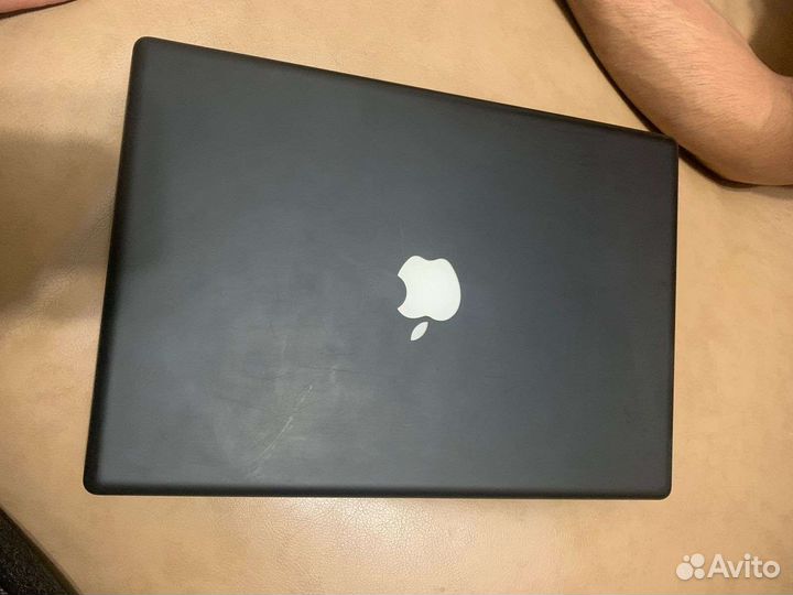 Ноутбук 2007 apple macbook 1181