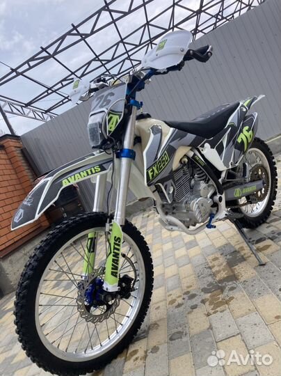 Avantis FX250