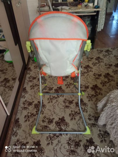 Детский стульчик для кормления