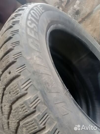Bridgestone Blizzak SR02 205/60 R16