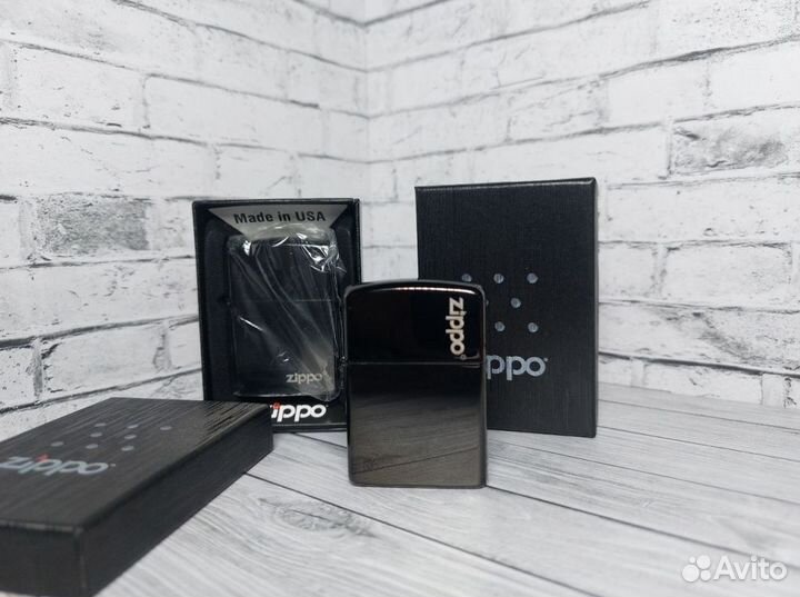 Бензиновая зажигалка Zippo